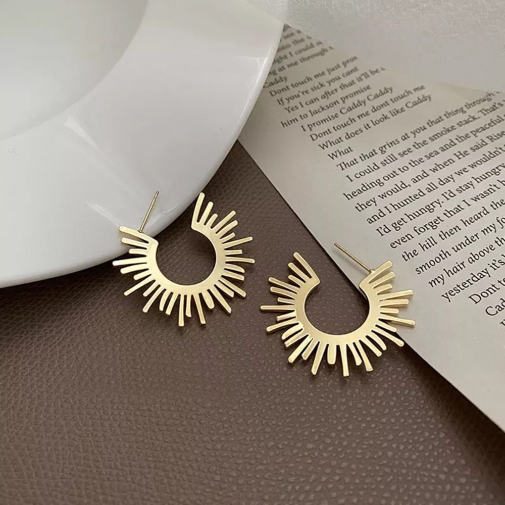 “Solaris” Sun Bohemian Hippie Geometric Indie Festival Minimal Abstract Earrings - Picture 5 of 6